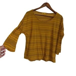 Prana striped quarter sleeve tshirt